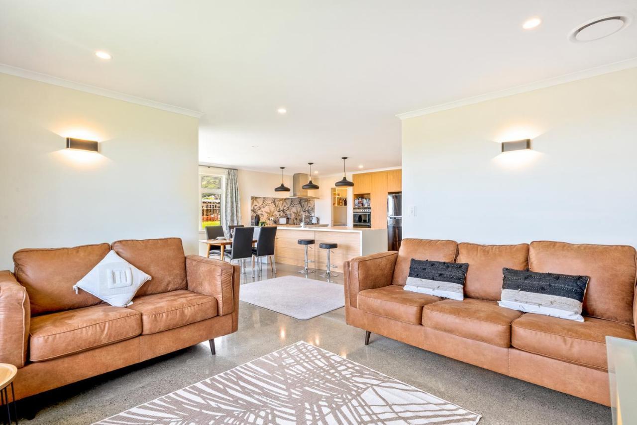 Matenga Townhouse - Waikanae Holiday Home Esterno foto