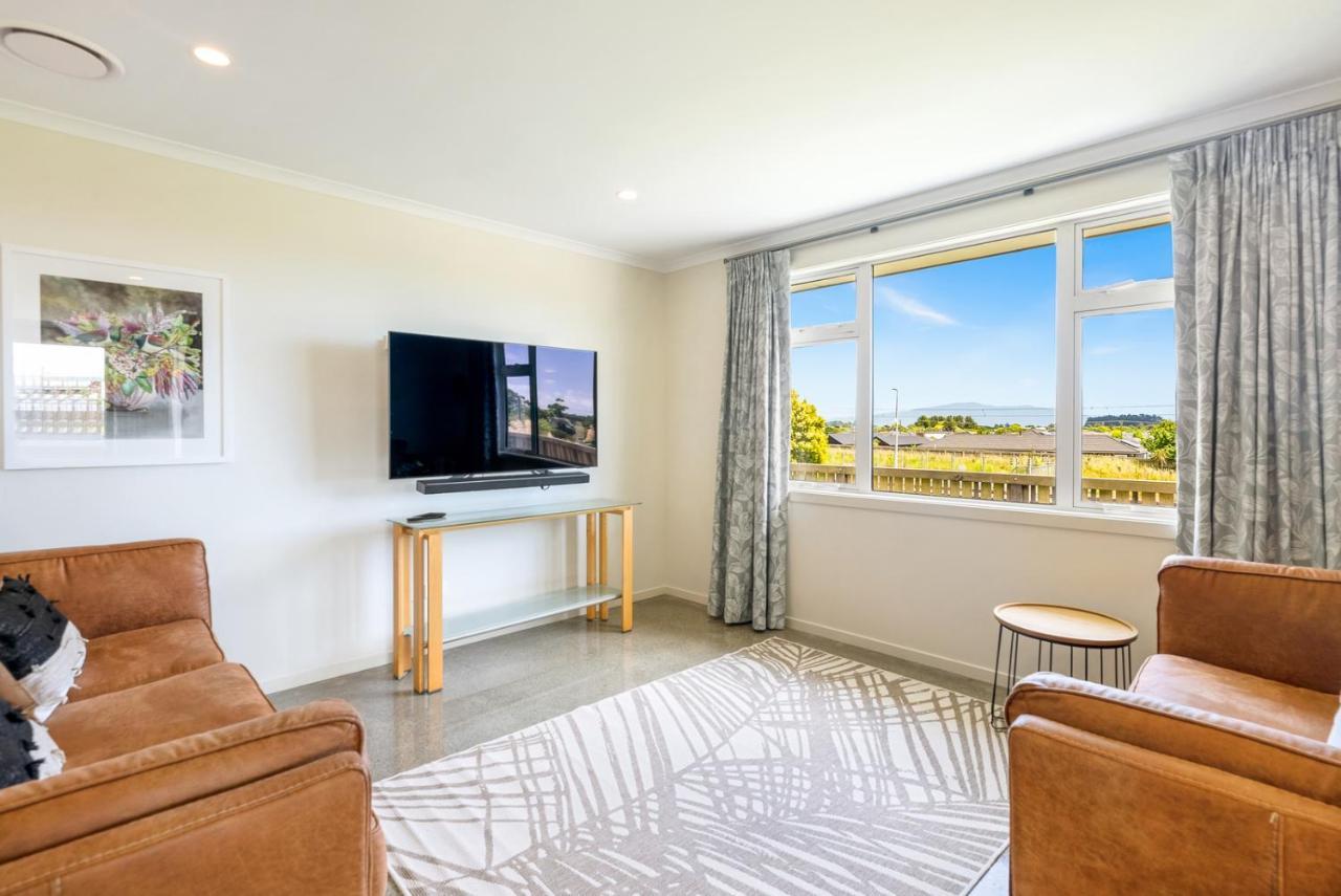 Matenga Townhouse - Waikanae Holiday Home Esterno foto