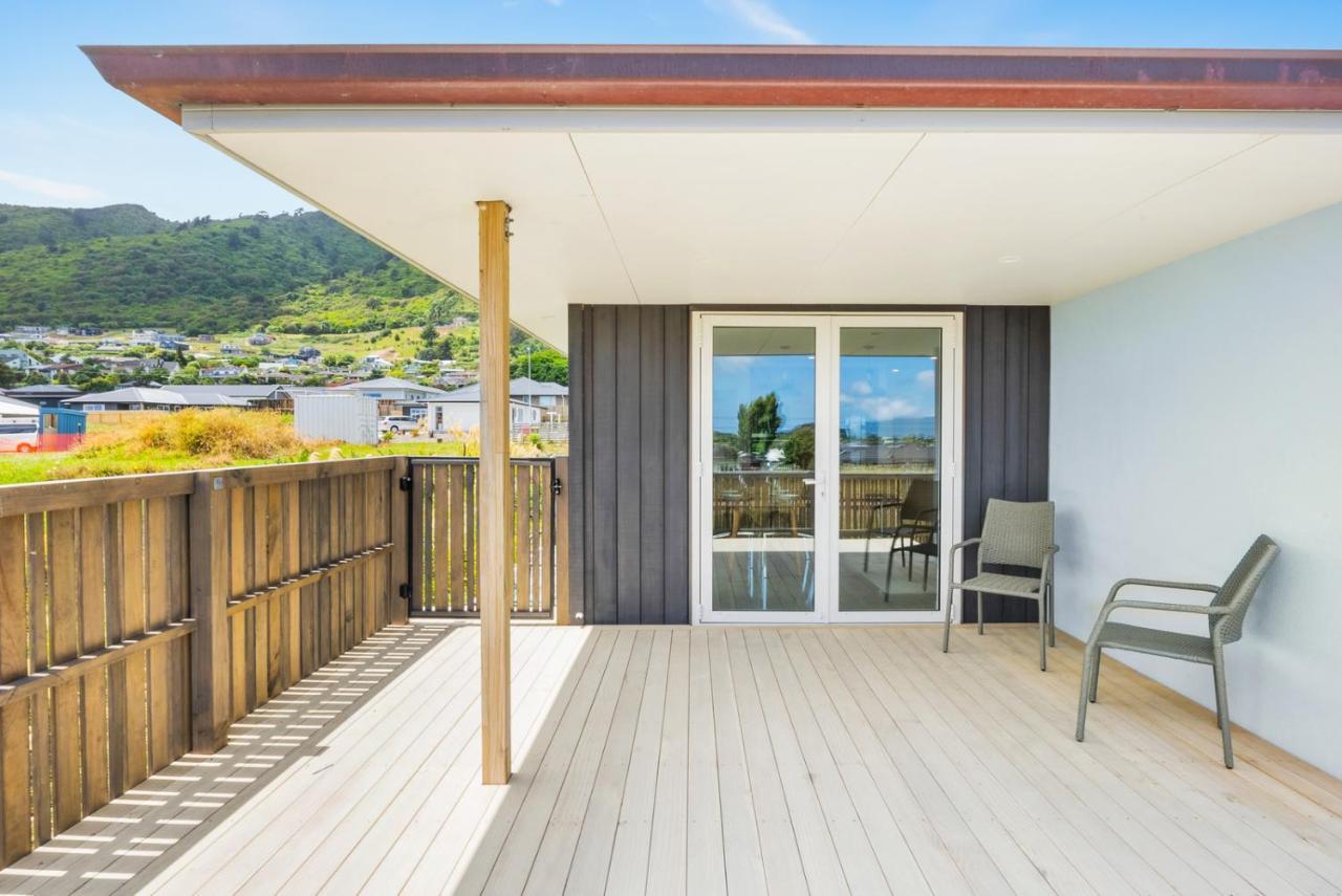 Matenga Townhouse - Waikanae Holiday Home Esterno foto