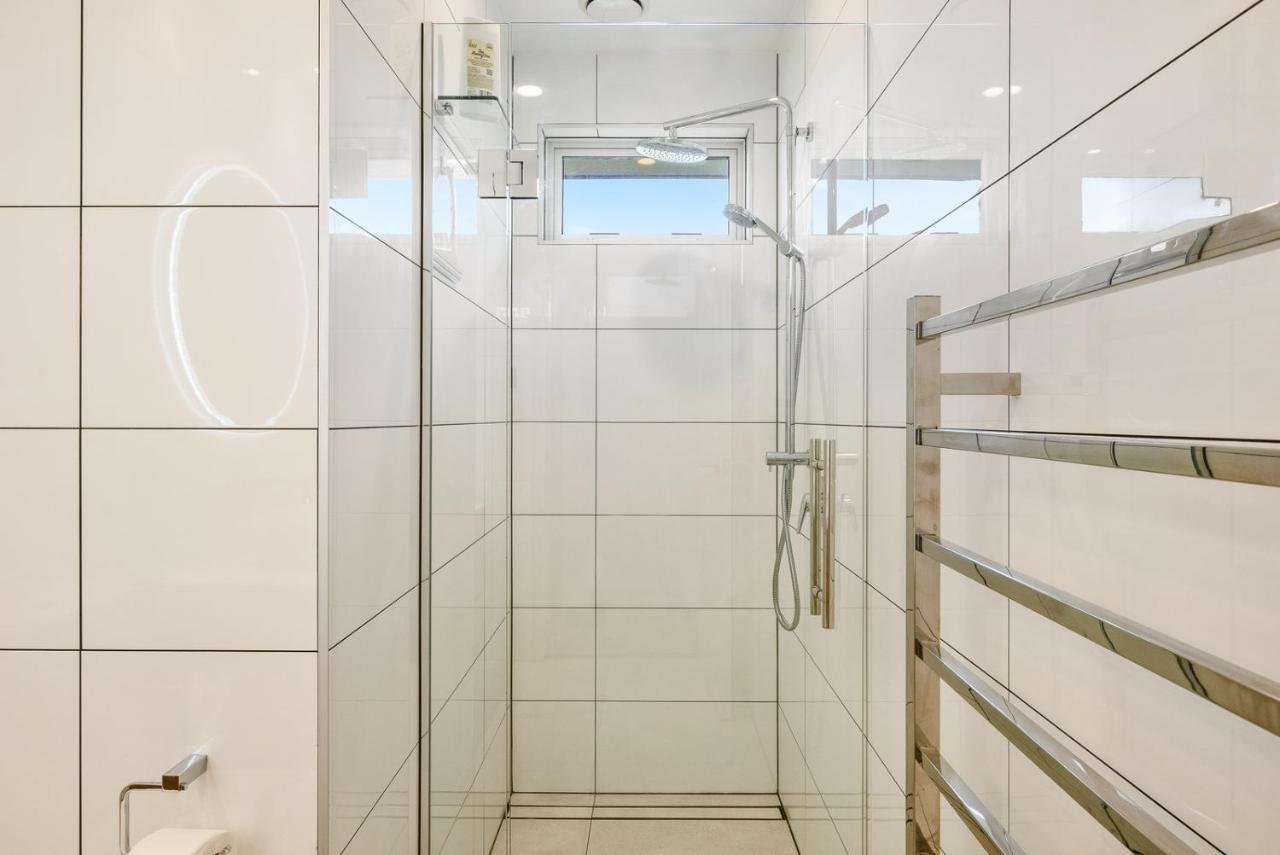 Matenga Townhouse - Waikanae Holiday Home Esterno foto
